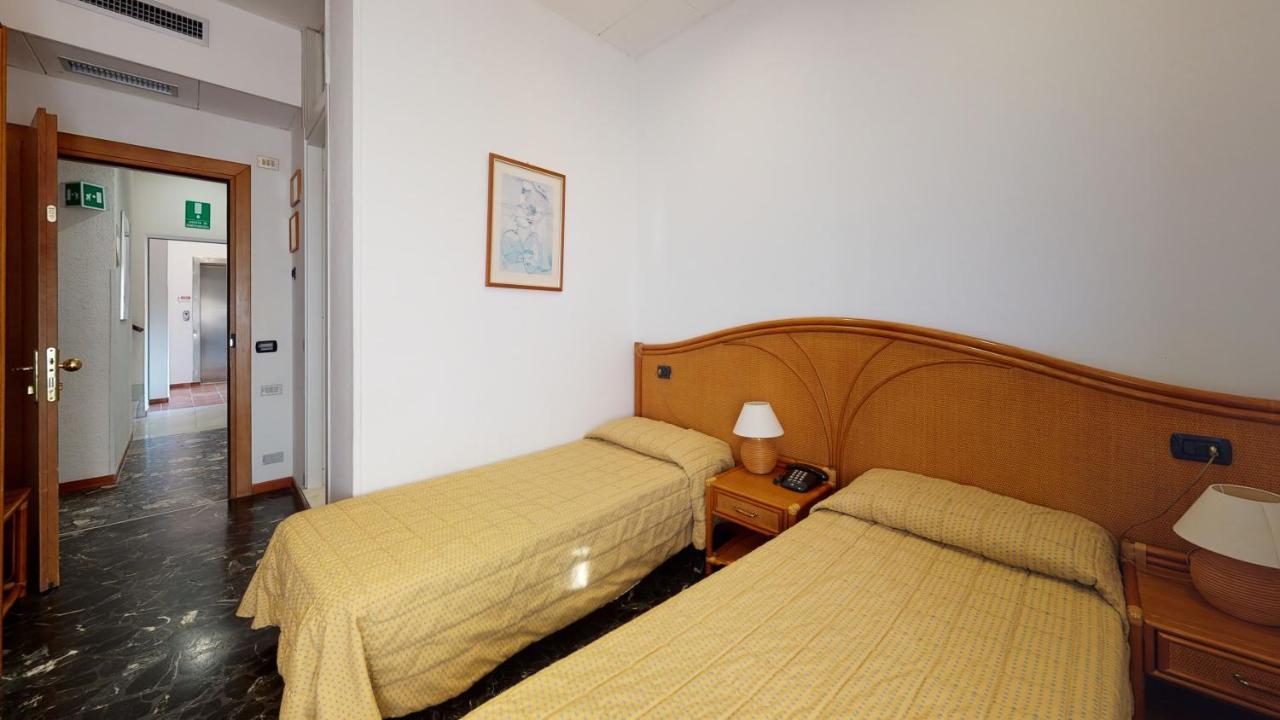 Hotel Zunino Spotorno Dış mekan fotoğraf