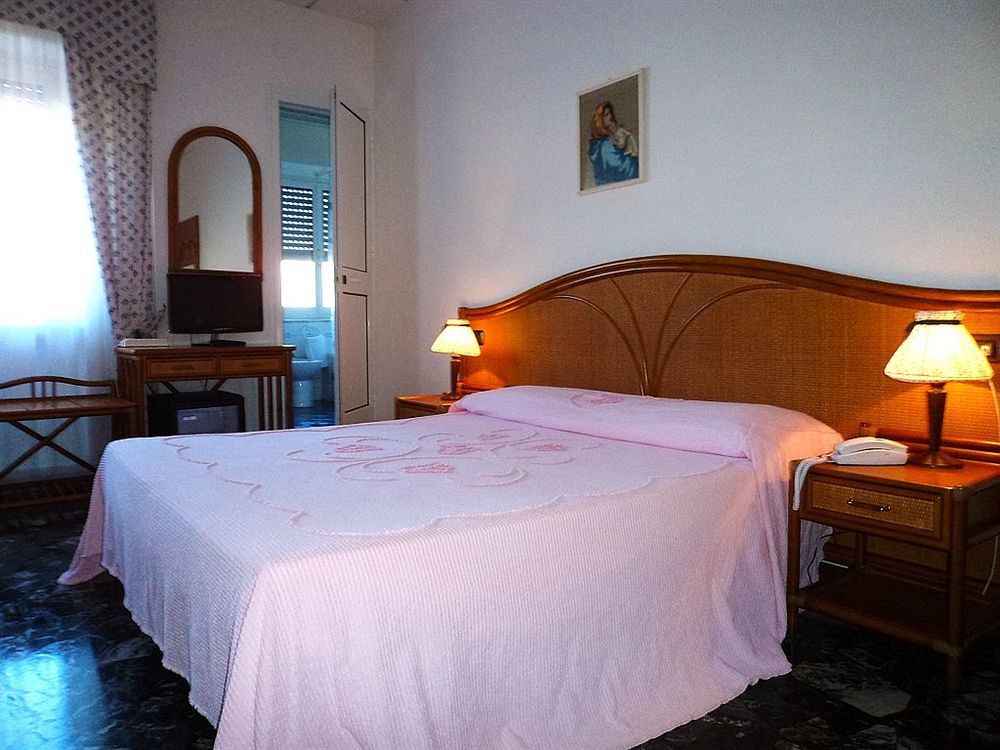Hotel Zunino Spotorno Dış mekan fotoğraf